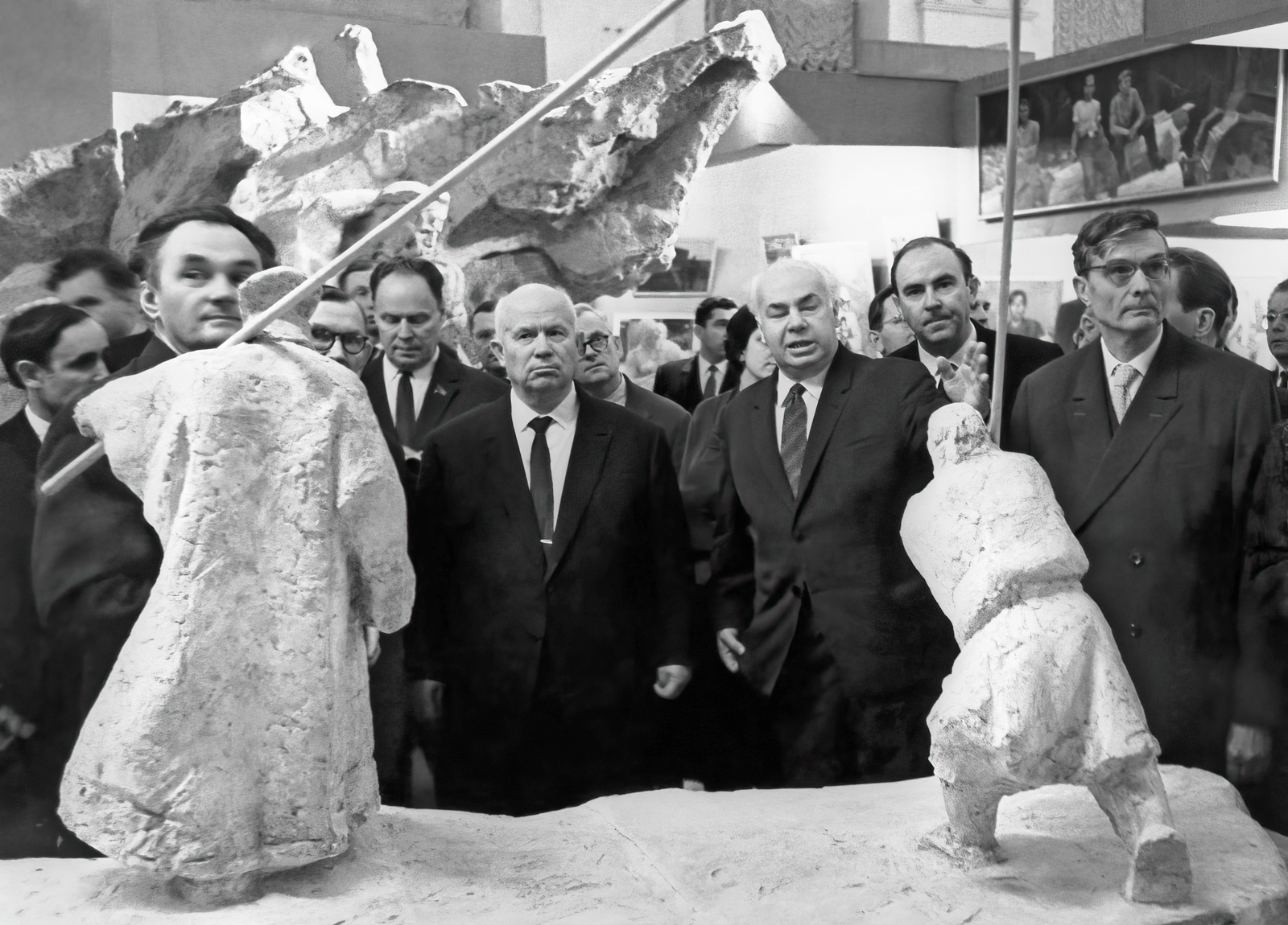 Н.С. Хрущёв на выставке в Манеже, 1962 г.